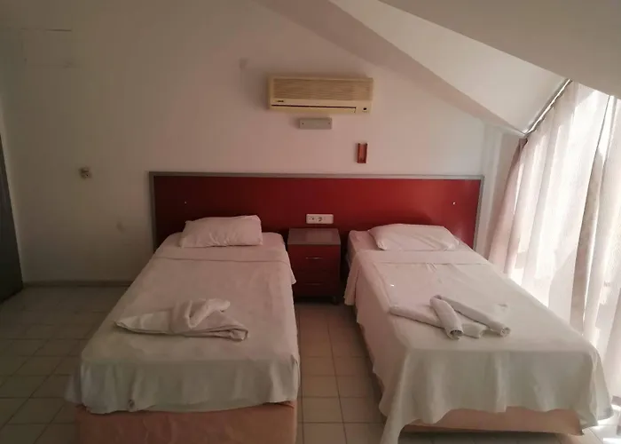 Kaan Aparthotel 3*