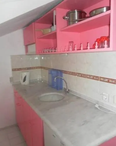 Kaan Lägenhetshotell 3*