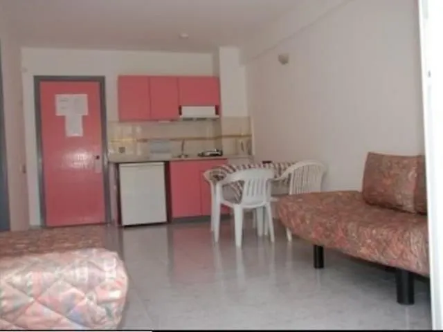 Kaan Apartmanhotel 3*