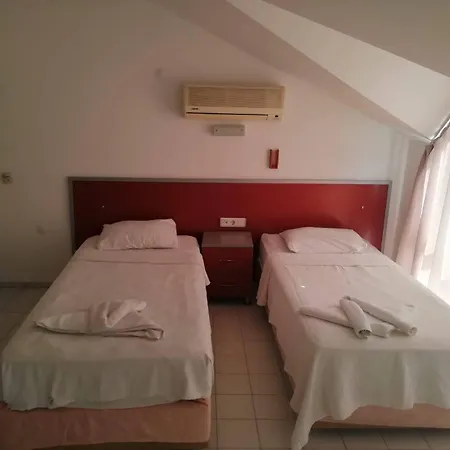Kaan Aparthotel 3*