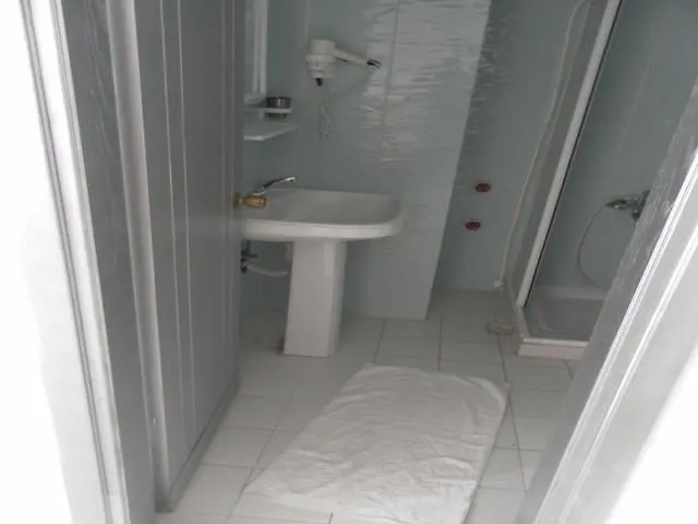 מלון דירות Kaan 3*